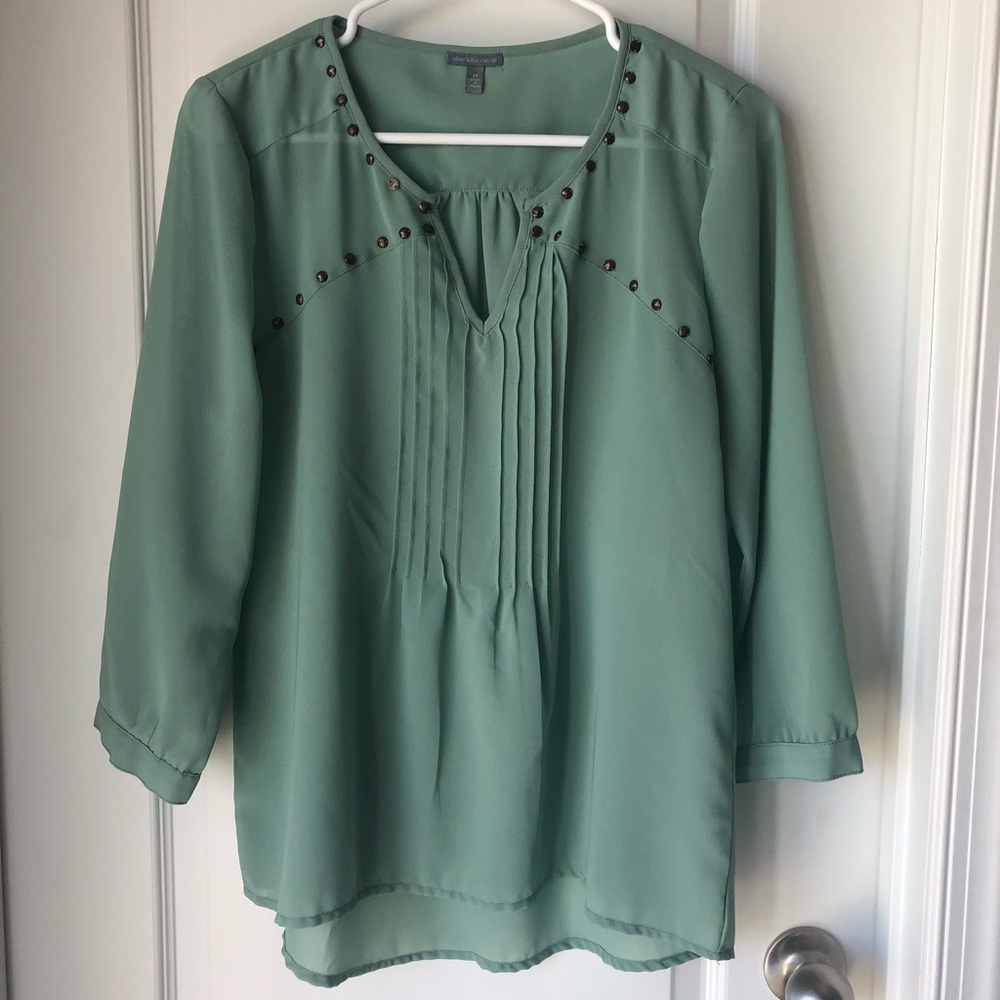 🚨2 for $20🚨 Charlotte Russe Sheer ¾-Sleeve Top